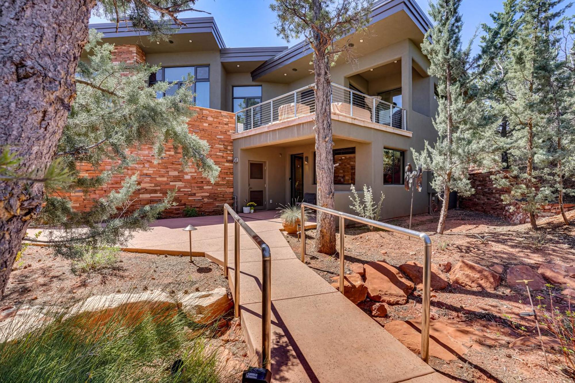 Sedona Couples Retreat With Patio Walk To Trails! Appartement Buitenkant foto