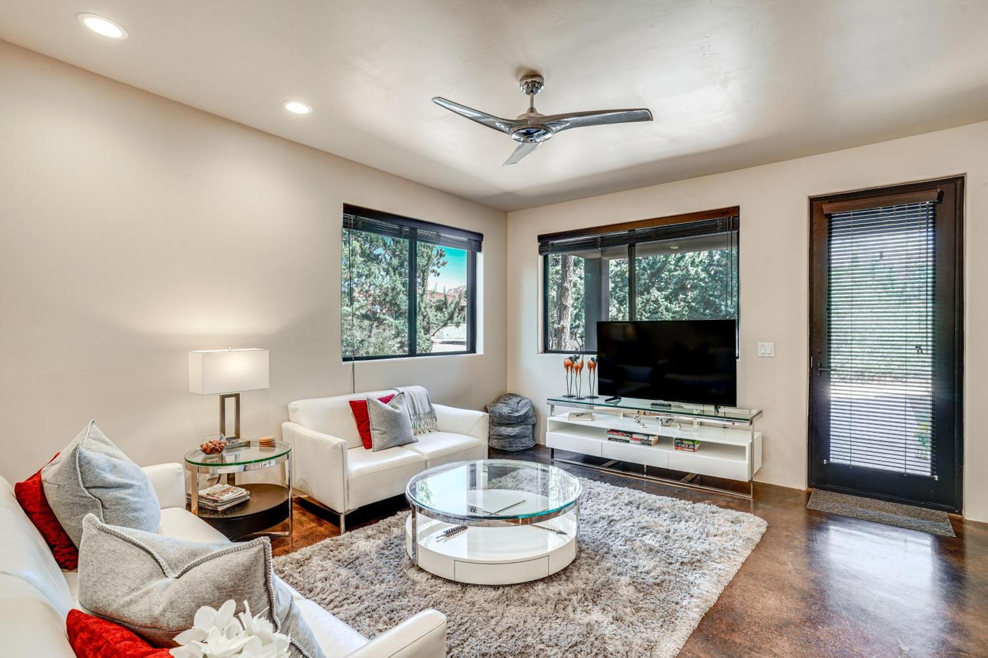 Sedona Couples Retreat With Patio Walk To Trails! Appartement Buitenkant foto